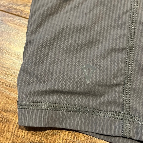 Ivivva grey skort - Picture 7 of 10